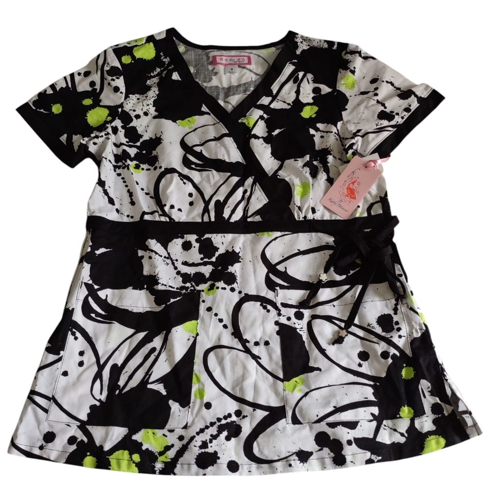 Koi By Kathy Peterson Small Kathryn Big Splash Scrub Top